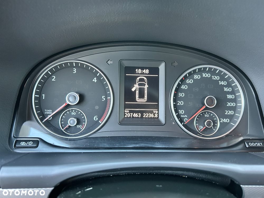 Volkswagen Touran 1.6 TDI DPF Life - 34
