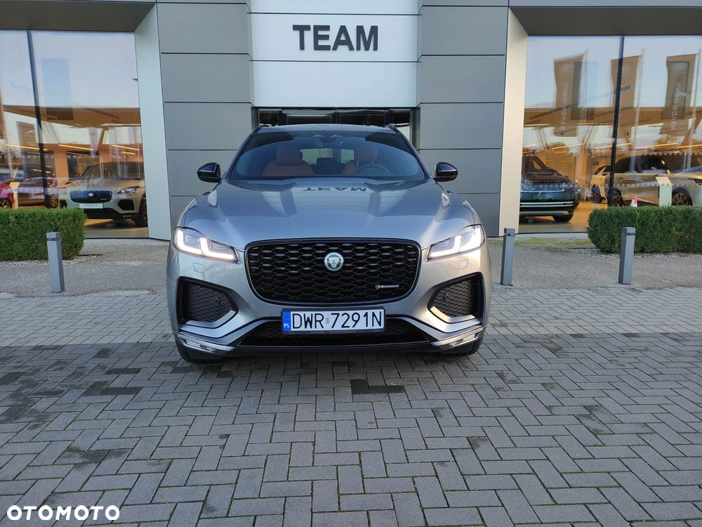 Jaguar F-Pace - 5