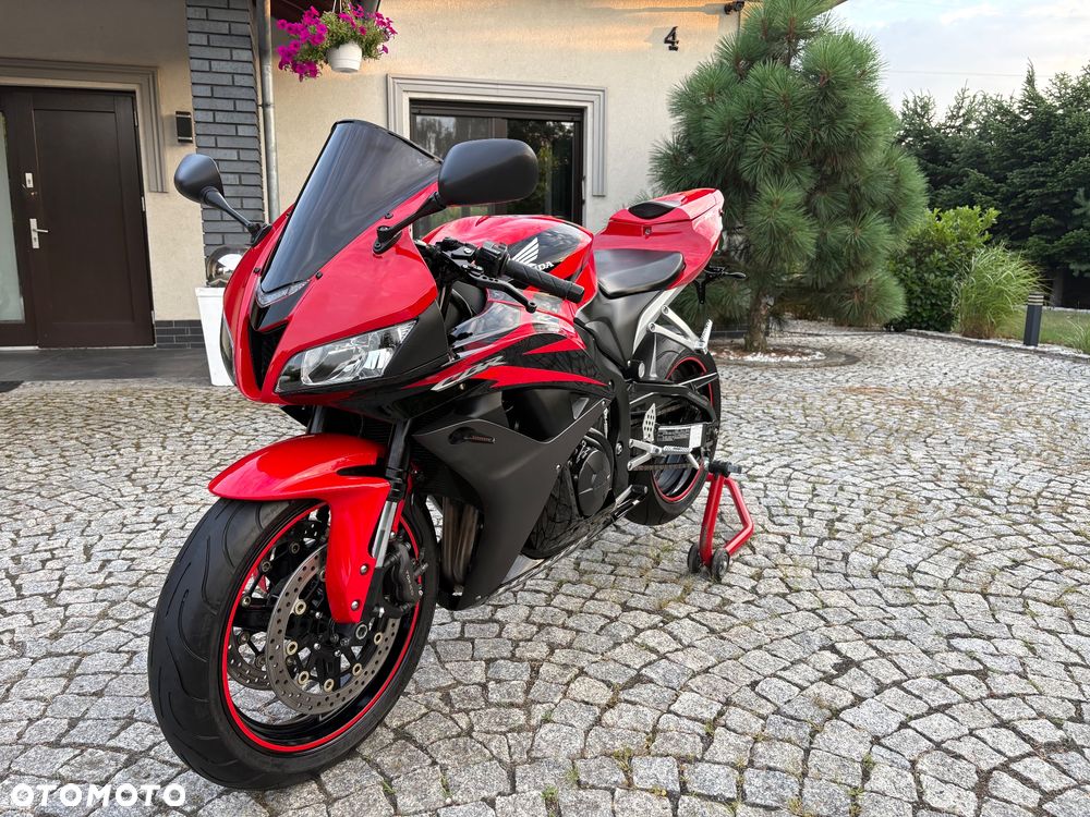 Honda CBR - 19