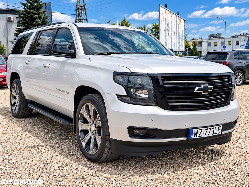 Chevrolet Suburban - 1