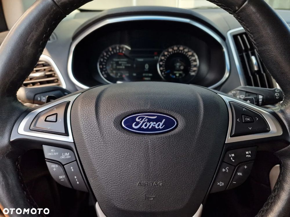 Ford Edge 2.0 TDCi Twin-Turbo 4WD ST-Line - 13
