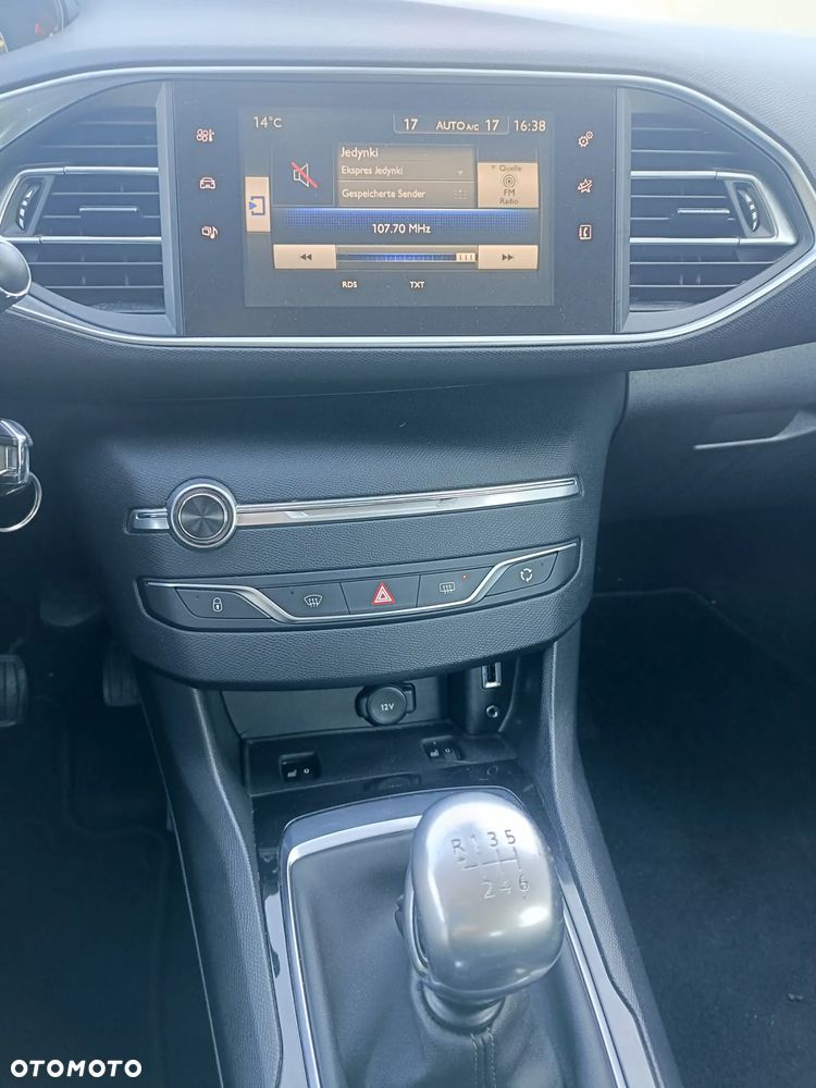 Peugeot 308 1.6 BlueHDi Active S&S - 33