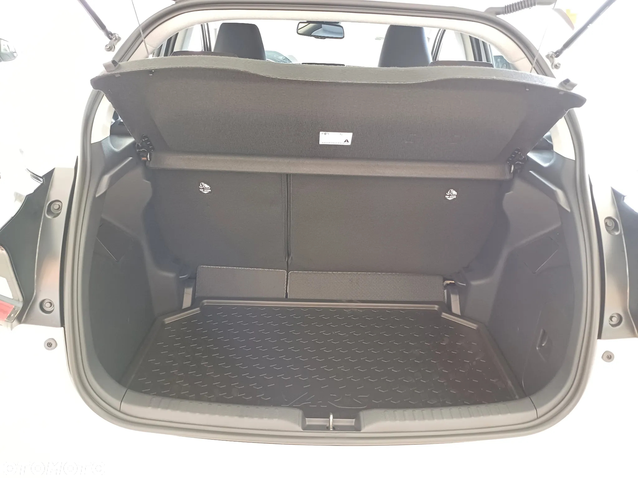 Toyota Yaris Hybrid 1.5 Comfort - 10