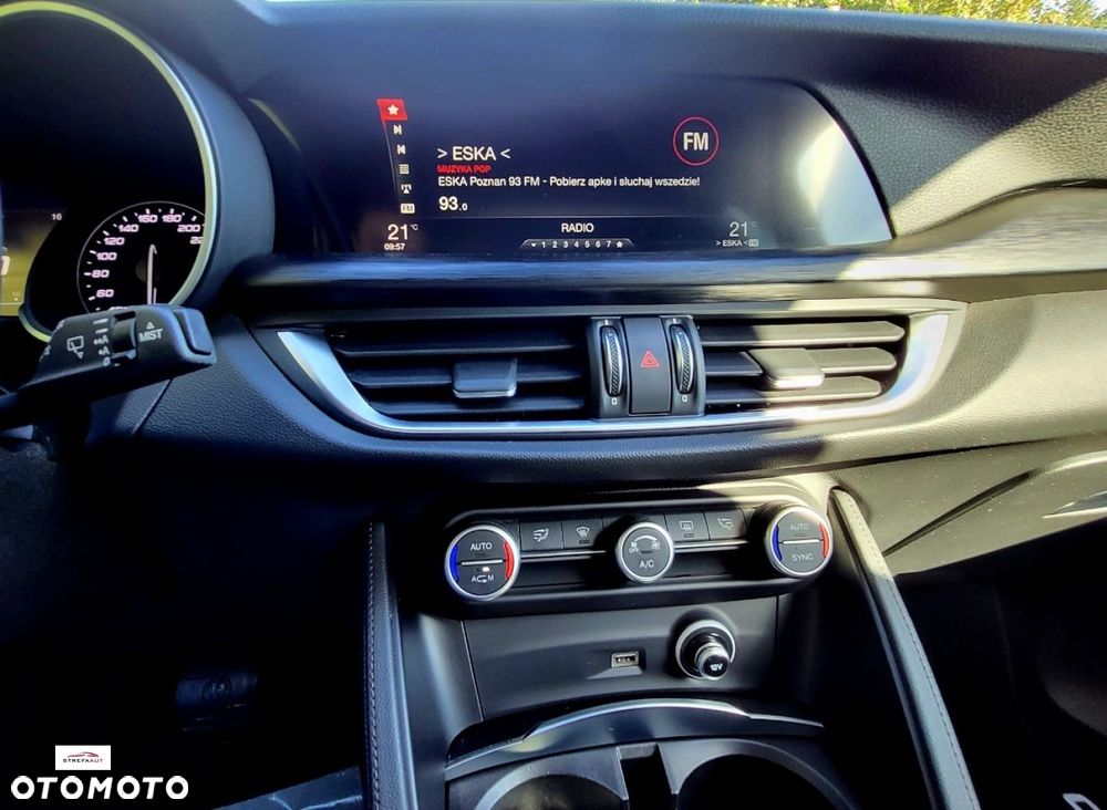 Alfa Romeo Stelvio - 30
