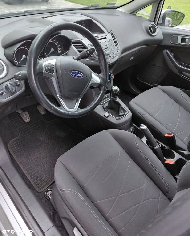 Ford Fiesta - 5