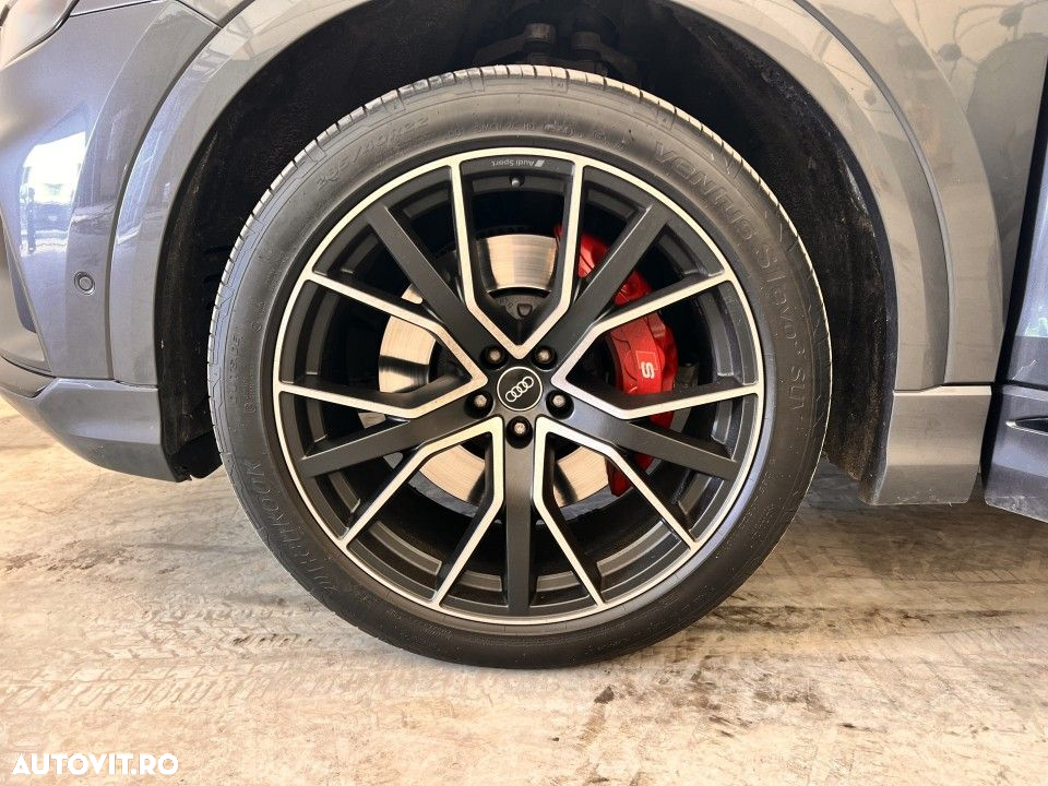 Audi SQ8 - 10