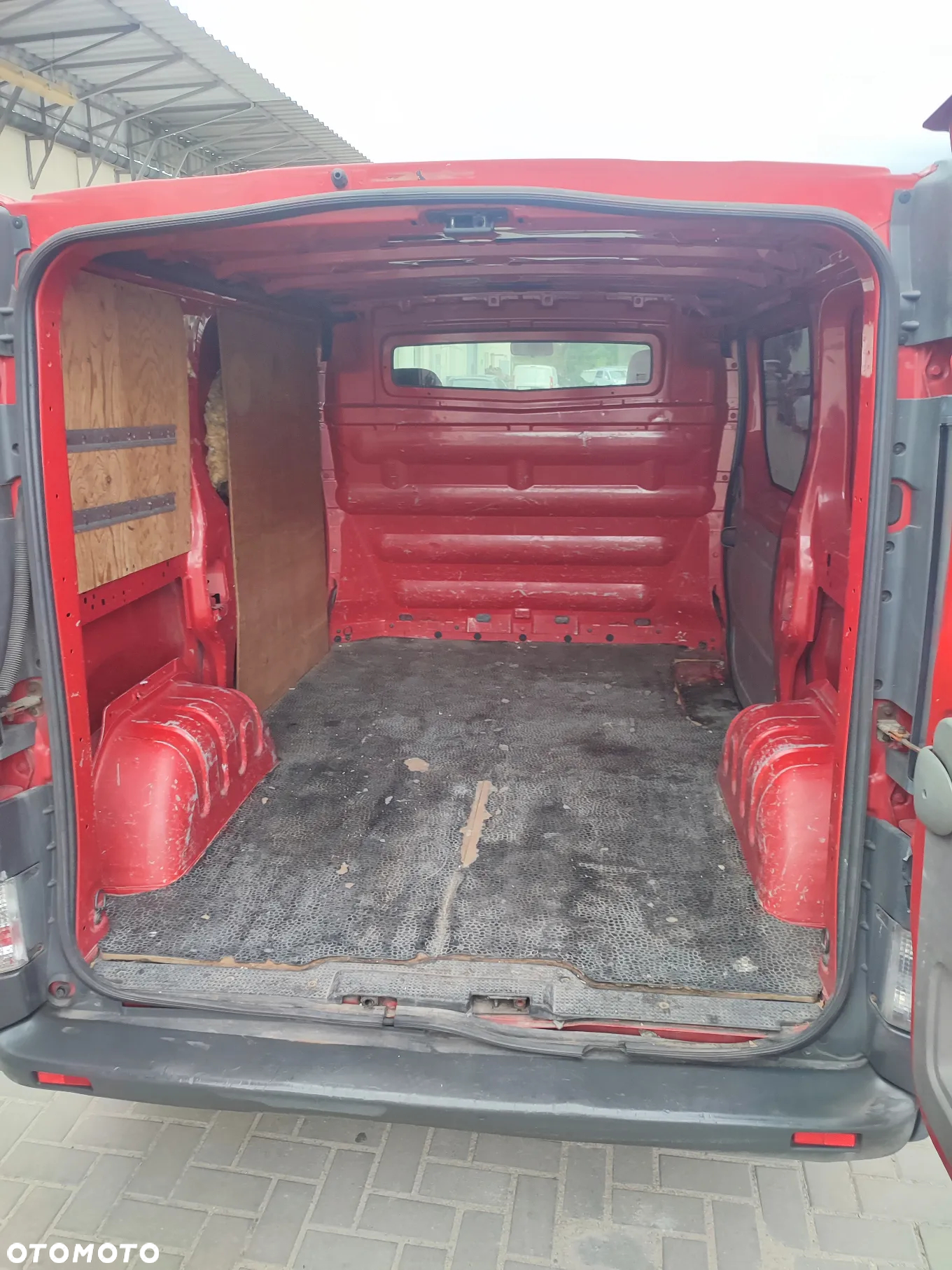 Opel Vivaro - 10