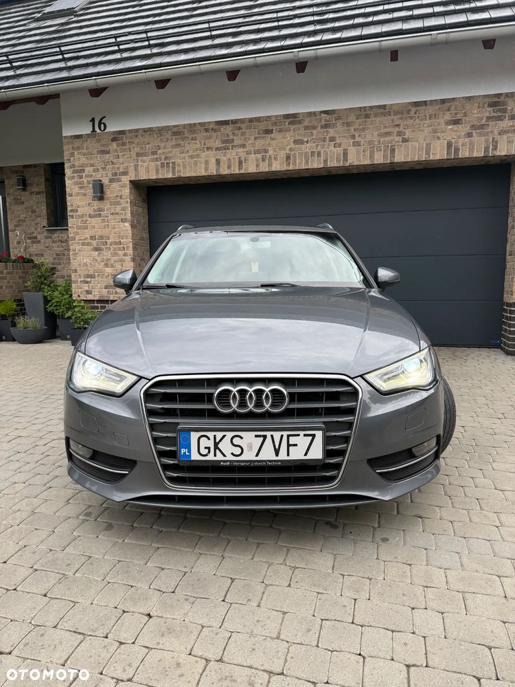 Audi A3 Sportback 2.0 TDI (clean diesel) Ambiente - 2