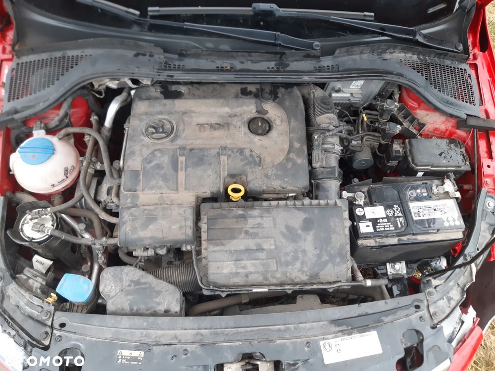 Skoda RAPID 1.4 TDI Green tec Edition - 9