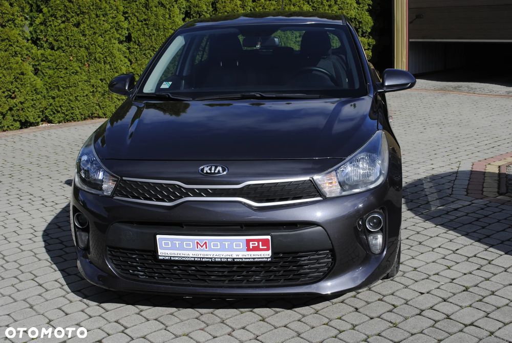 Kia Rio - 10