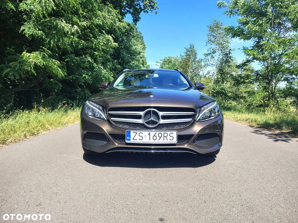 Mercedes-Benz C-Class 2015 photo 2
