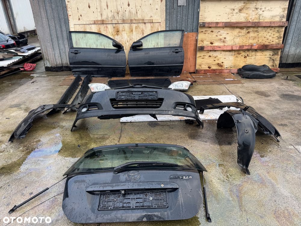 Toyota corolla e12 maska zderzak przód drzei prawe lewe progi nadkole błotnik prawy lewy klapa tył tylnia klapa bagażnika lusterko kod lakieru 209 czarny fb15 - 1