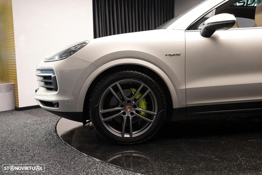 Porsche Cayenne Coupé E-Hybrid - 49