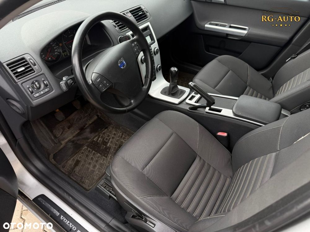 Volvo V50 - 22
