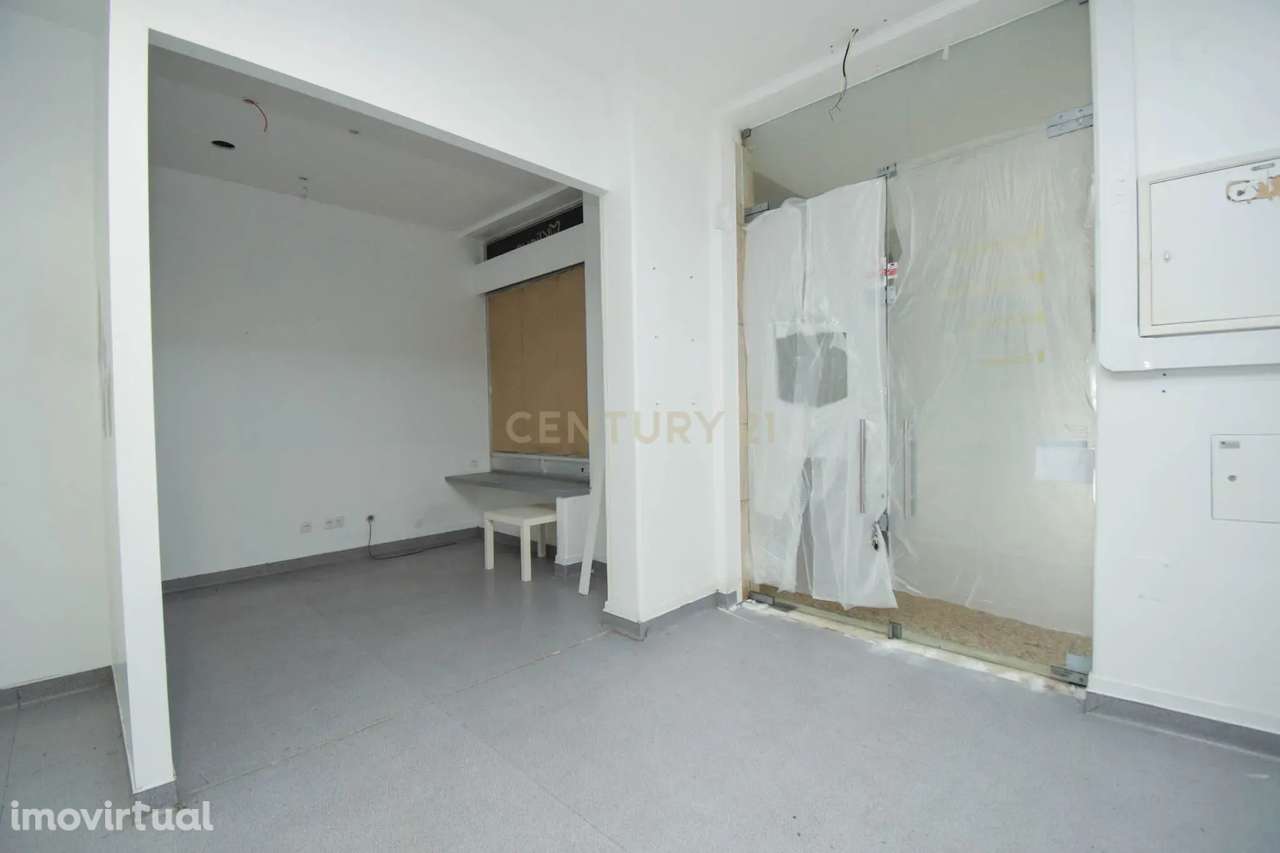 Loja com 185 m²: Ideal para Clínica Médica, Ginásio Boutique, Escritór - Grande imagem: 2/27