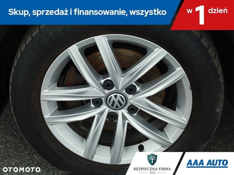 Volkswagen Golf Variant - 18