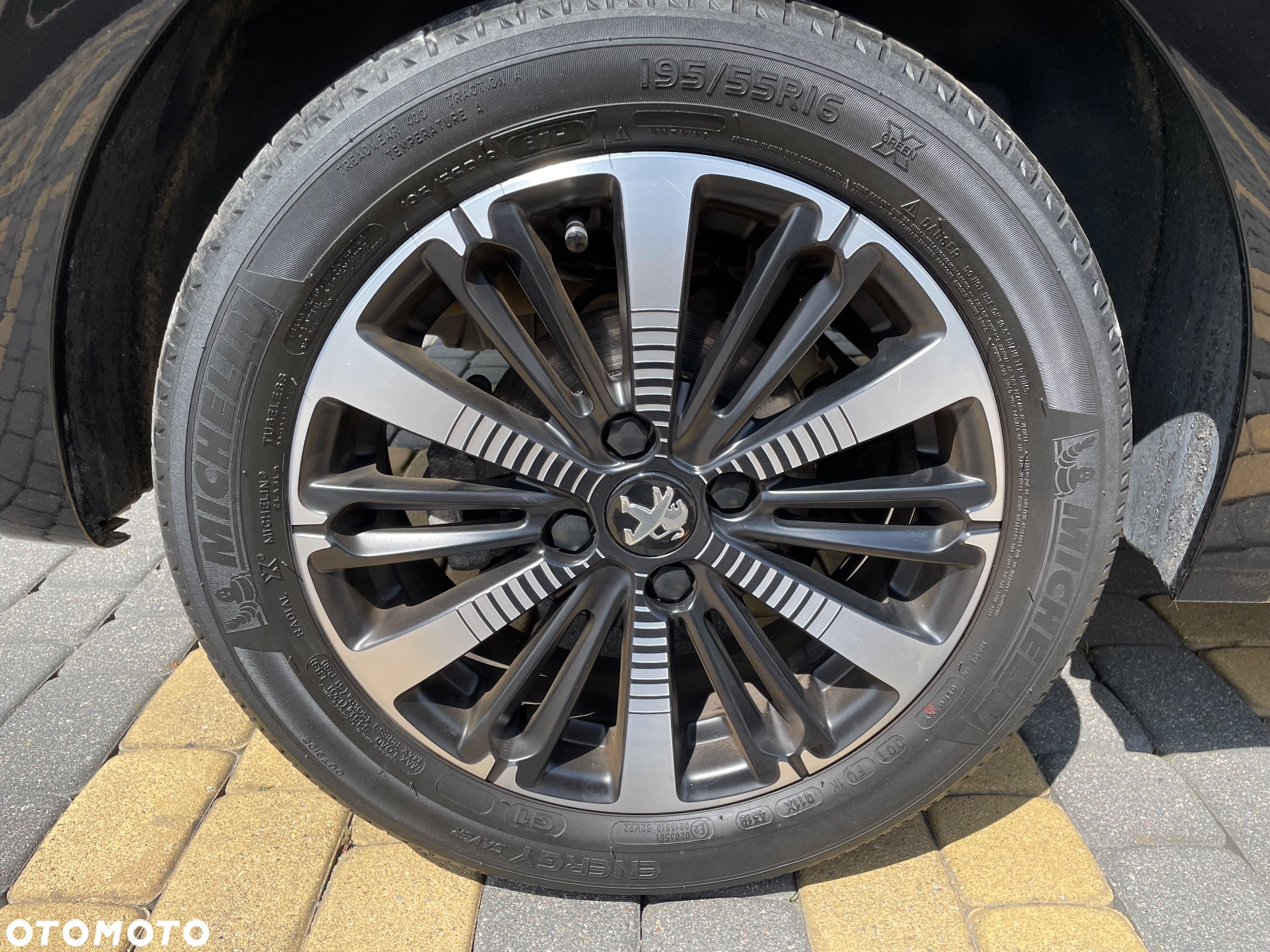 Peugeot 208 1.5 BlueHDi Active Pack S&S - 17