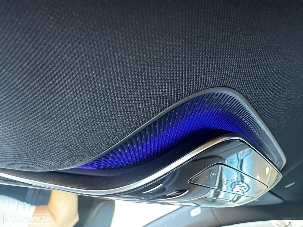 Mercedes-Benz C 300 e AMG Line - 13