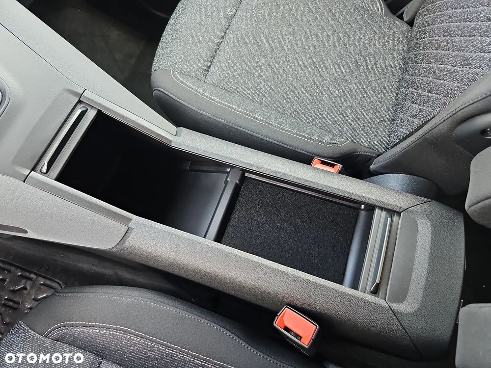 Peugeot Partner RIFTER 1.5 diesel 130KM automat - 29