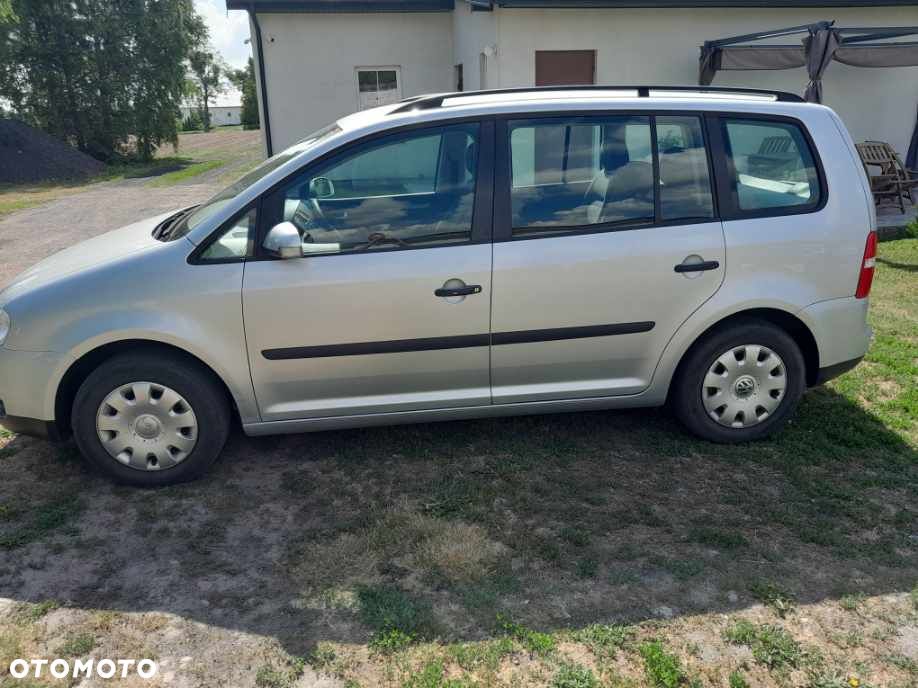 Volkswagen Touran 1.6 Basis - 3