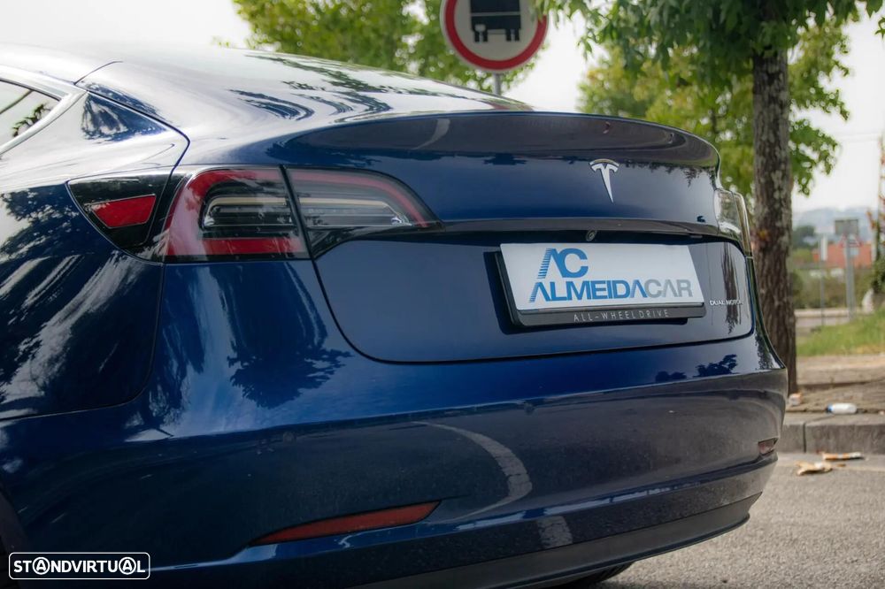 Tesla Model 3 Long-Range Dual Motor AWD - 60