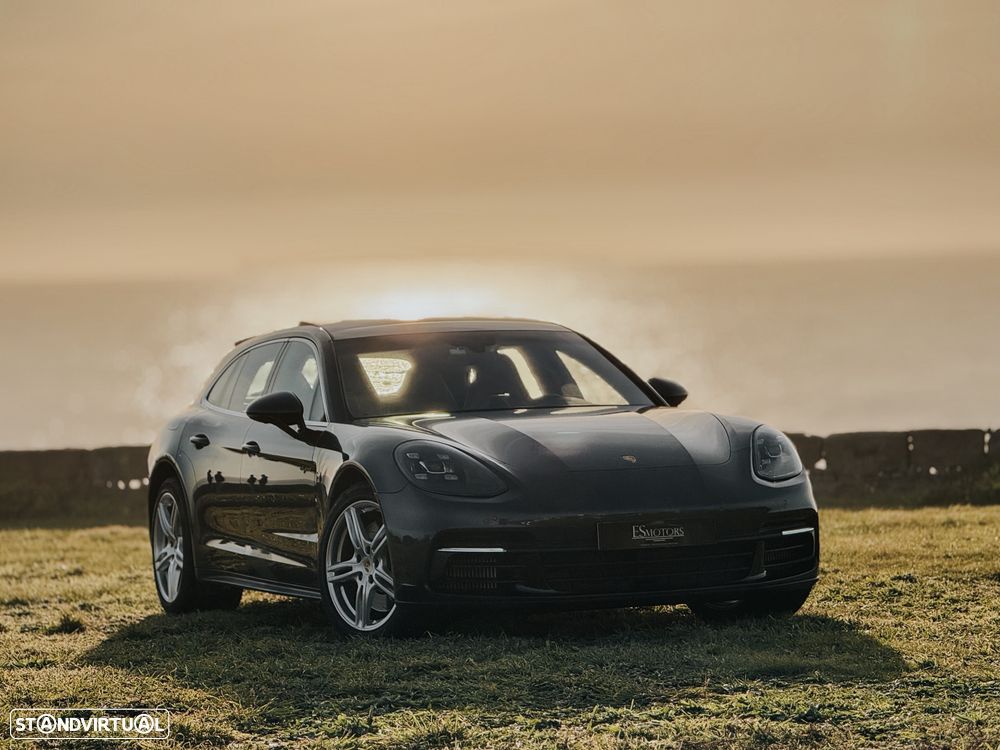 Porsche Panamera Sport Turismo - 1
