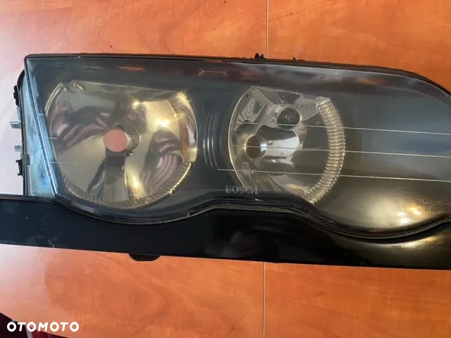 LAMPA PRAWA PRZÓD BMW E46 8361948 - 2