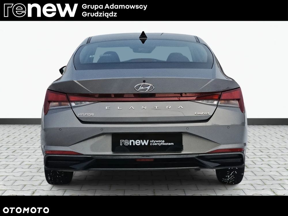 Hyundai Elantra 1.6 Smart - 10