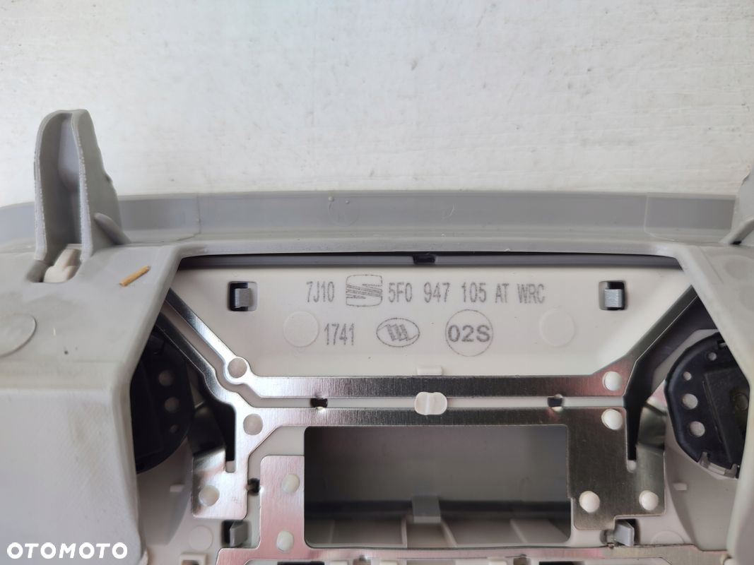Lampka podsufitki SEAT LEON III LIFT 17-20 5F0947105AT EUROPA - 3