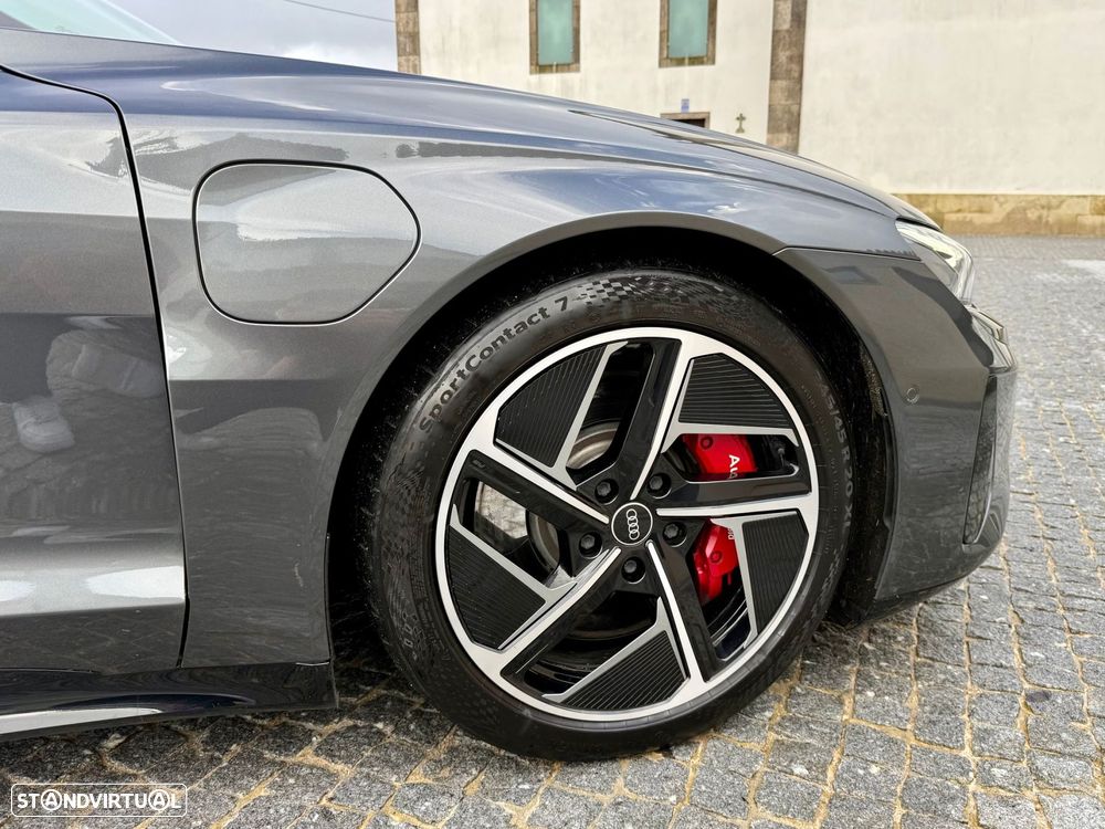 Audi e-tron GT quattro - 9