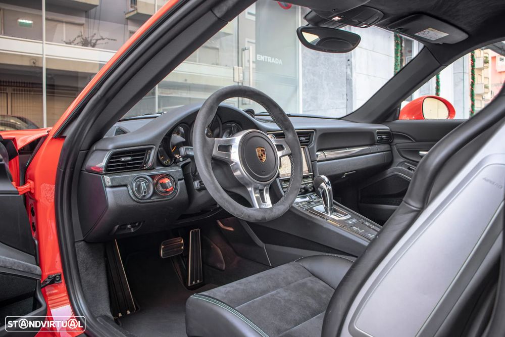 Porsche 911 (991) GT3 - 8