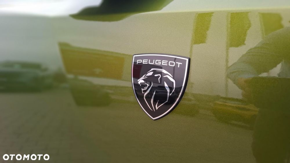 Peugeot 408 - 11