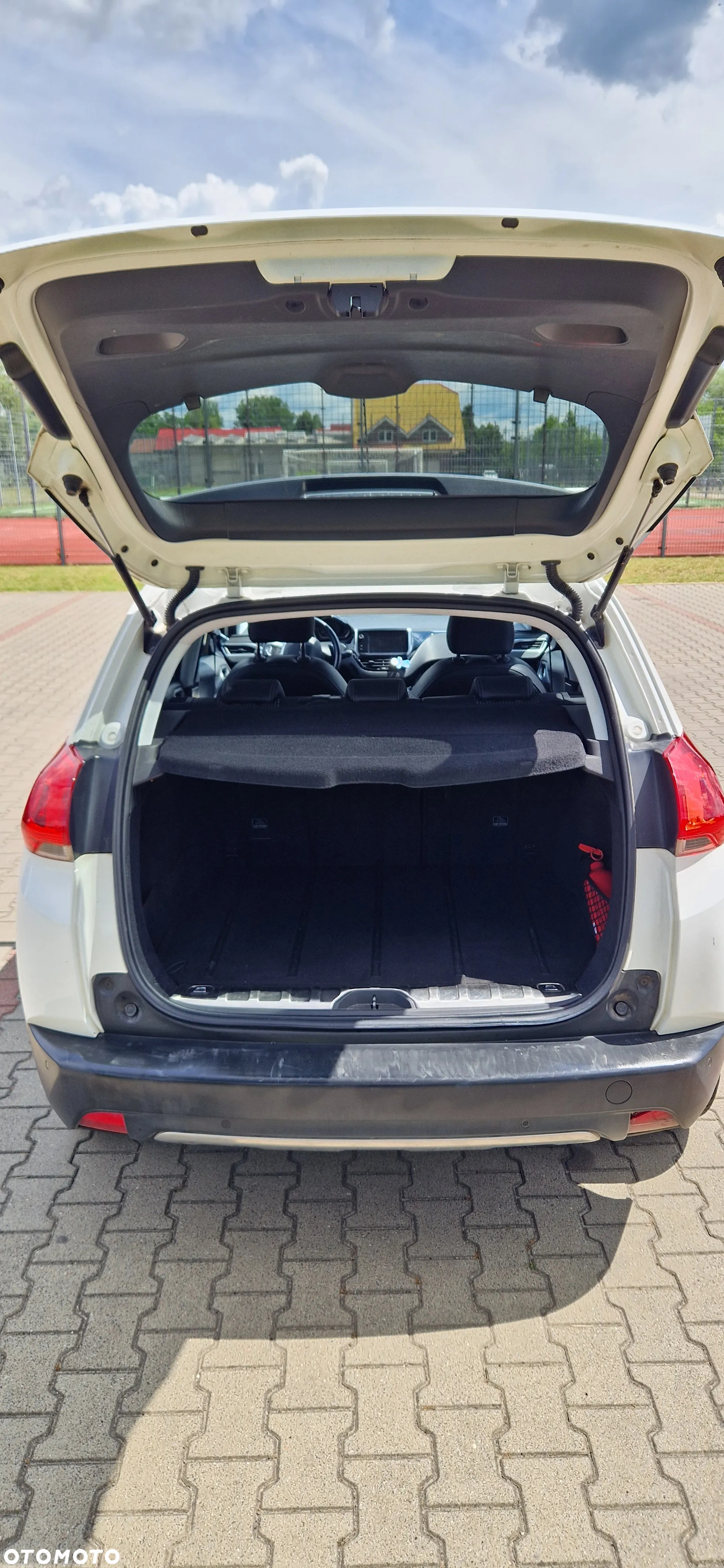 Peugeot 2008 - 6