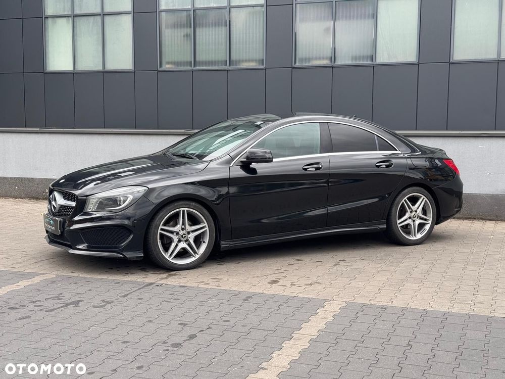 Mercedes-Benz CLA 200 7G-DCT AMG Line - 10