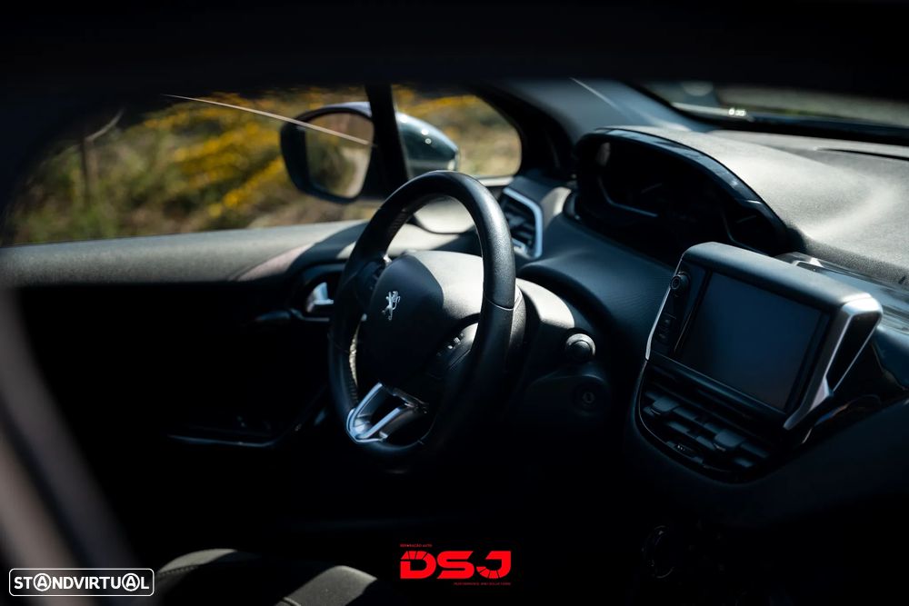 Peugeot 208 PureTech 82 Style - 7