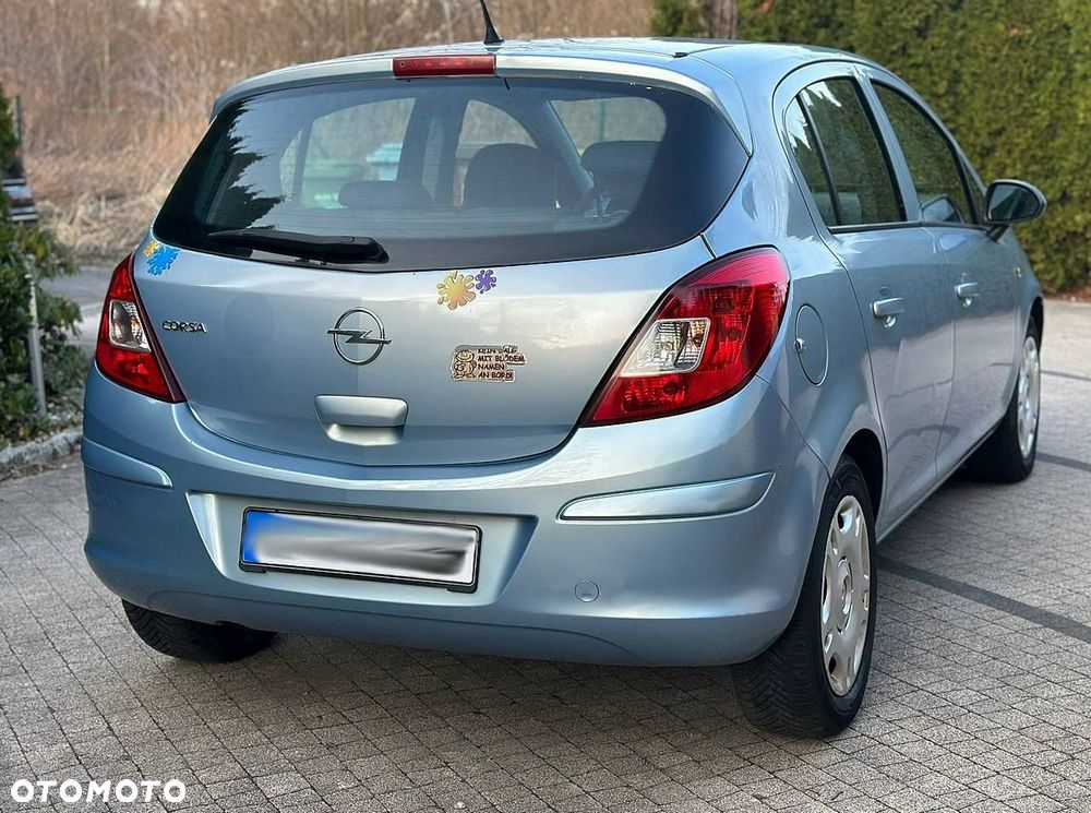 Opel Corsa - 4