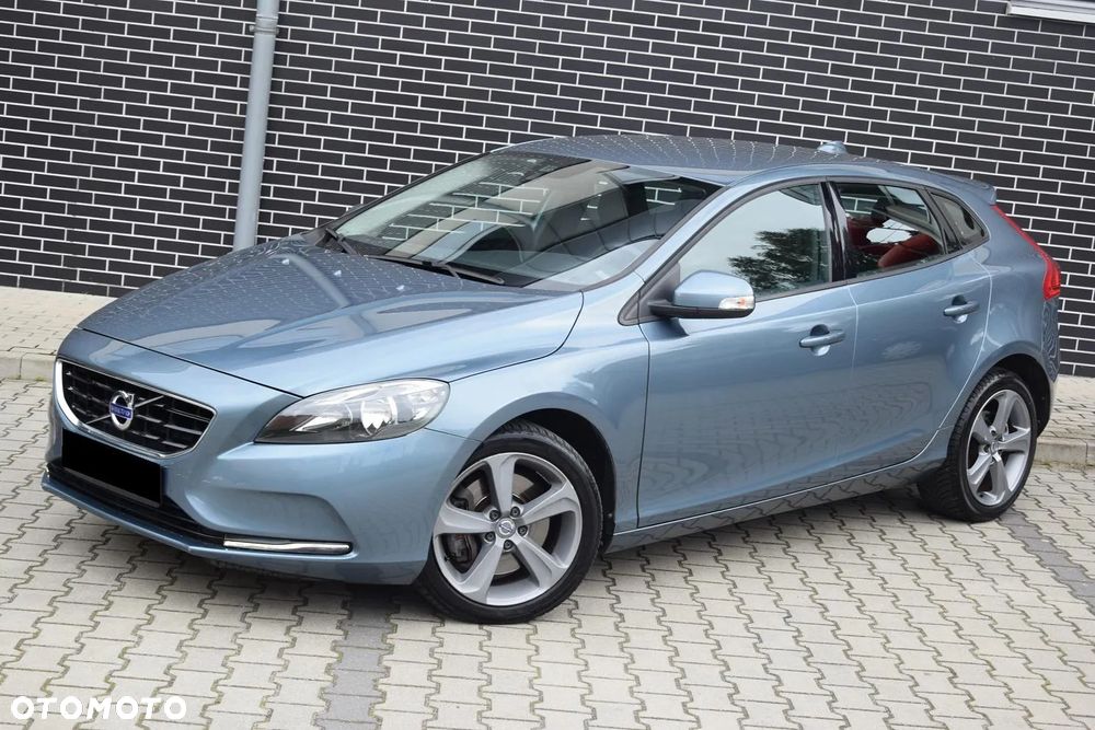 Volvo V40 D3 Summum - 2