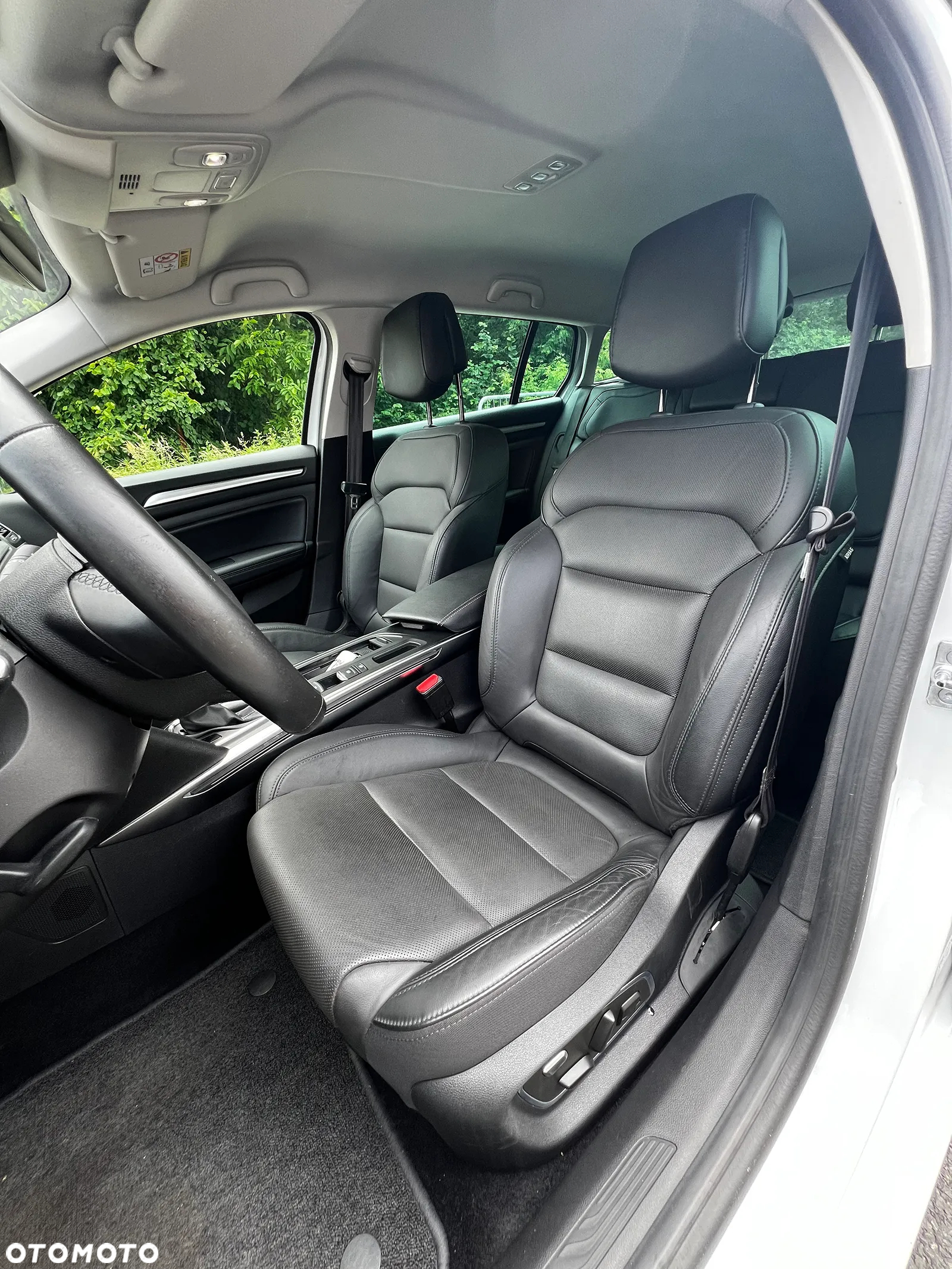 Renault Megane Grandtour TCe 140 GPF EDC BUSINESS EDITION - 7