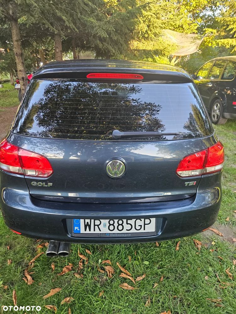 Volkswagen Golf - 6