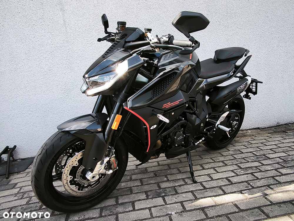 QJMOTOR SRK 921 - 7