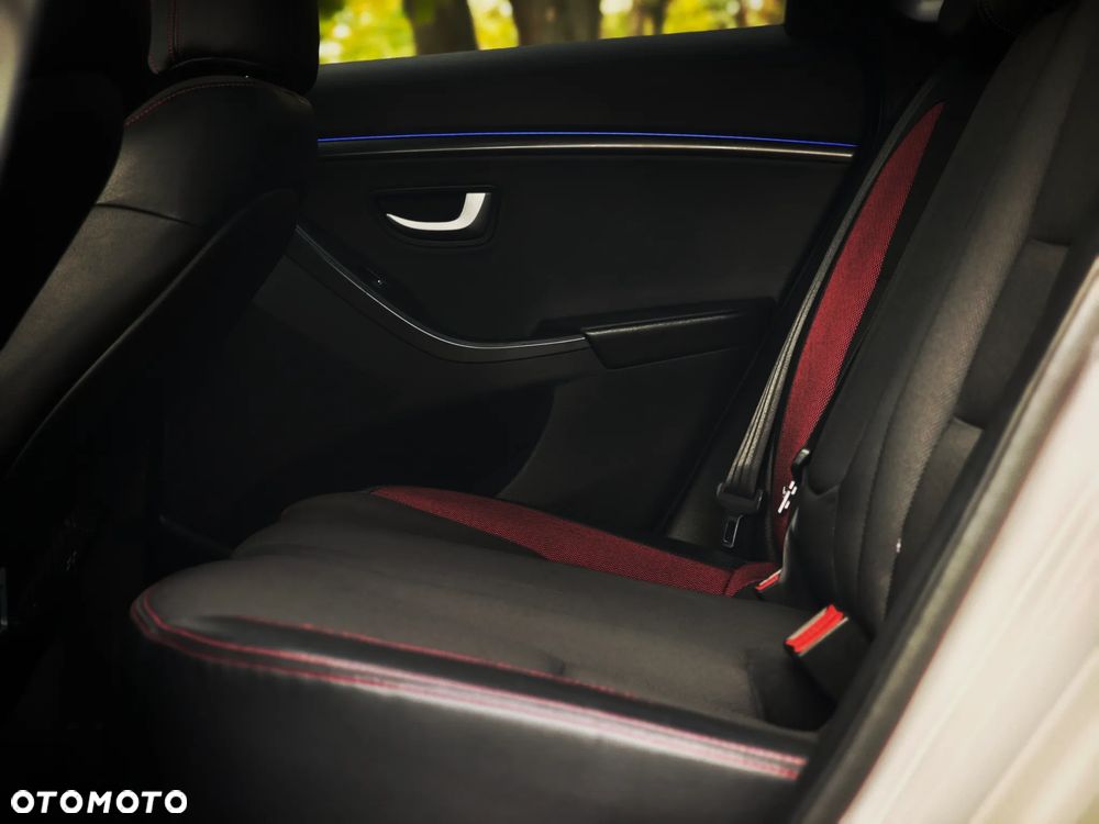 Hyundai i30 1.6 GDI Turbo Sport - 16