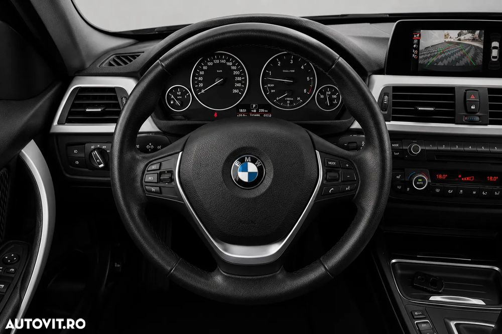BMW Seria 3 - 30