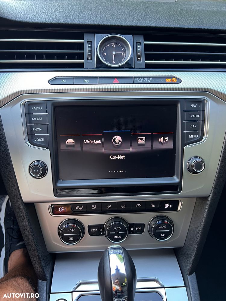 Volkswagen Passat - 19