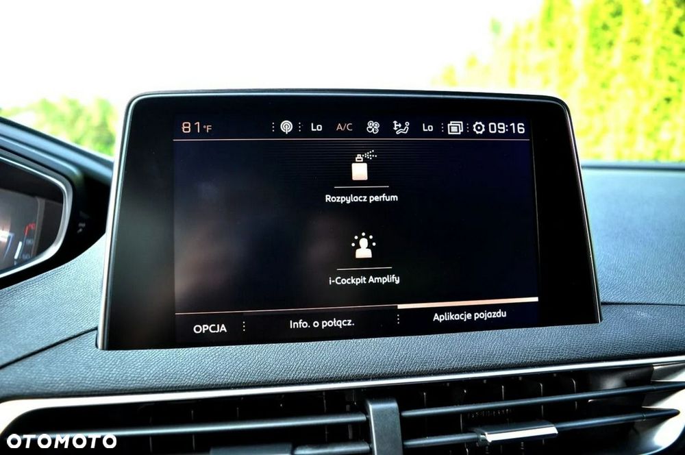 Peugeot 3008 1.2 PureTech Allure S&S - 31
