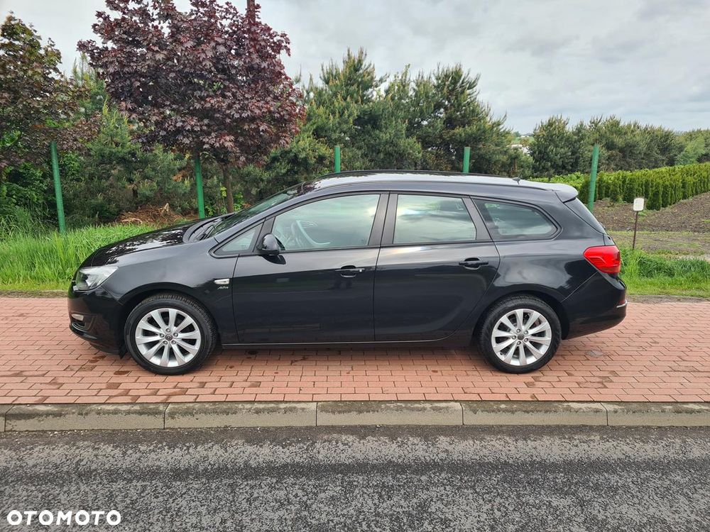 Opel Astra 1.4 Turbo - 4
