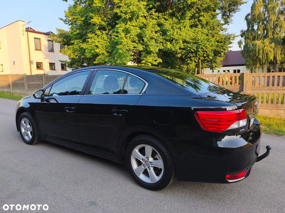 Toyota Avensis 1.8 Business Edition - 4