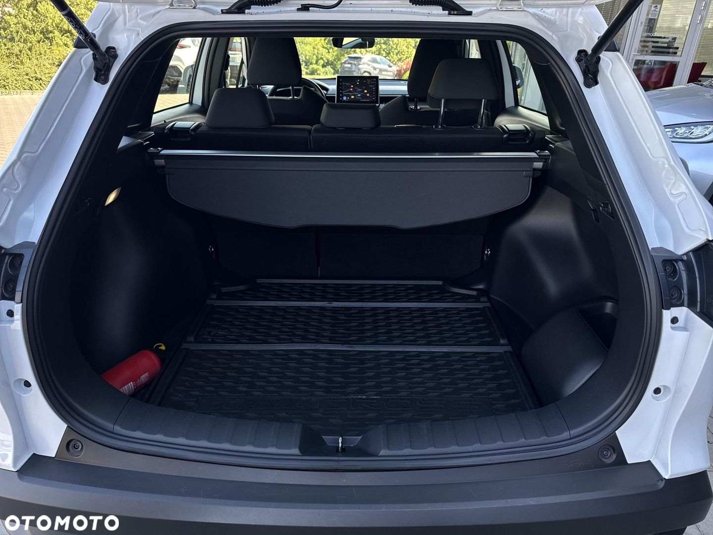 Toyota Corolla Cross 2.0 Hybrid Comfort - 28