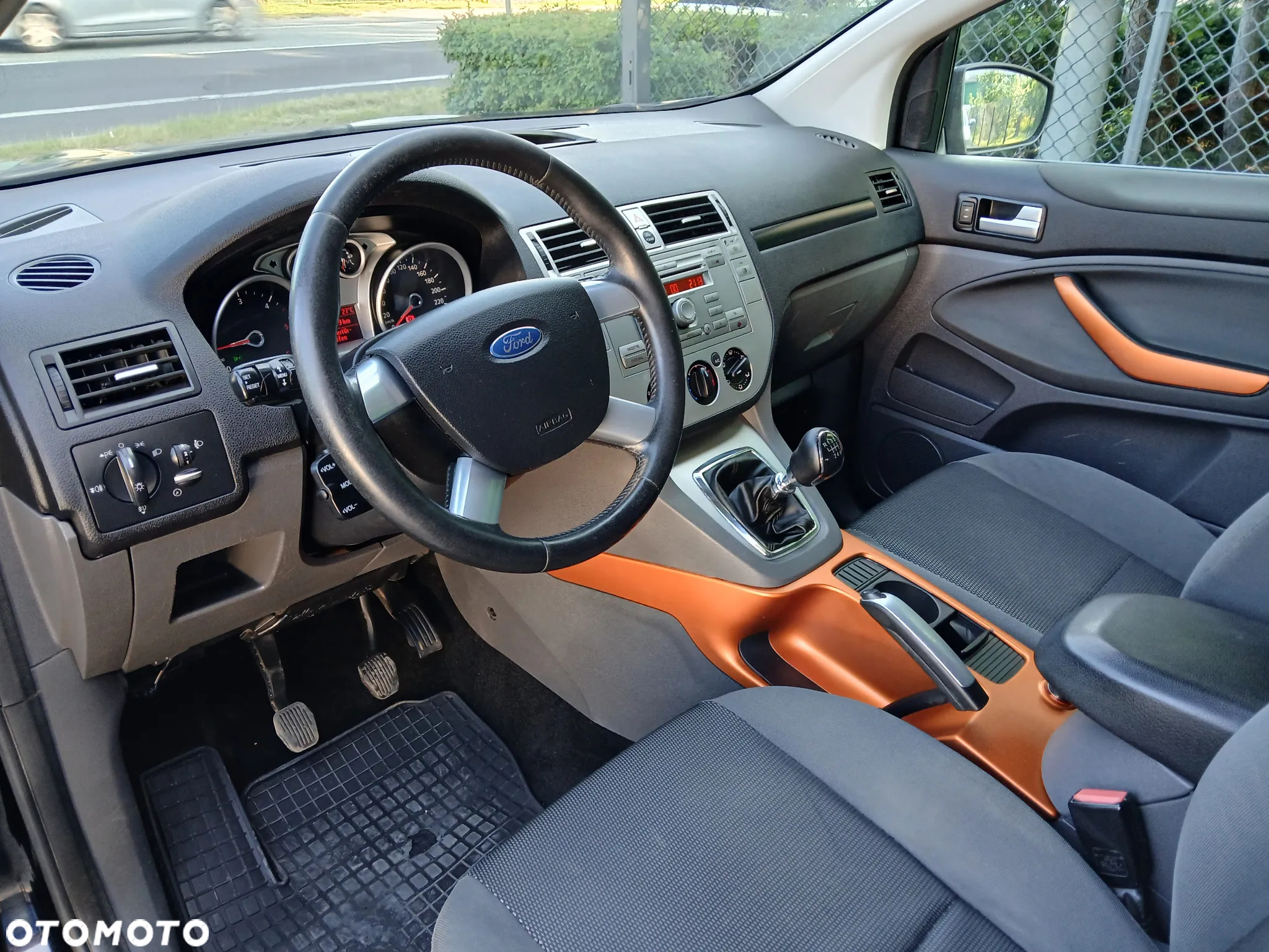 Ford Kuga - 9
