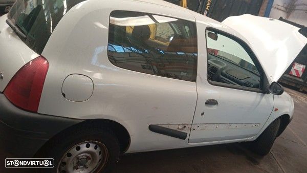 Para Peças Renault Clio Ii (Bb0/1/2_, Cb0/1/2_) - 2