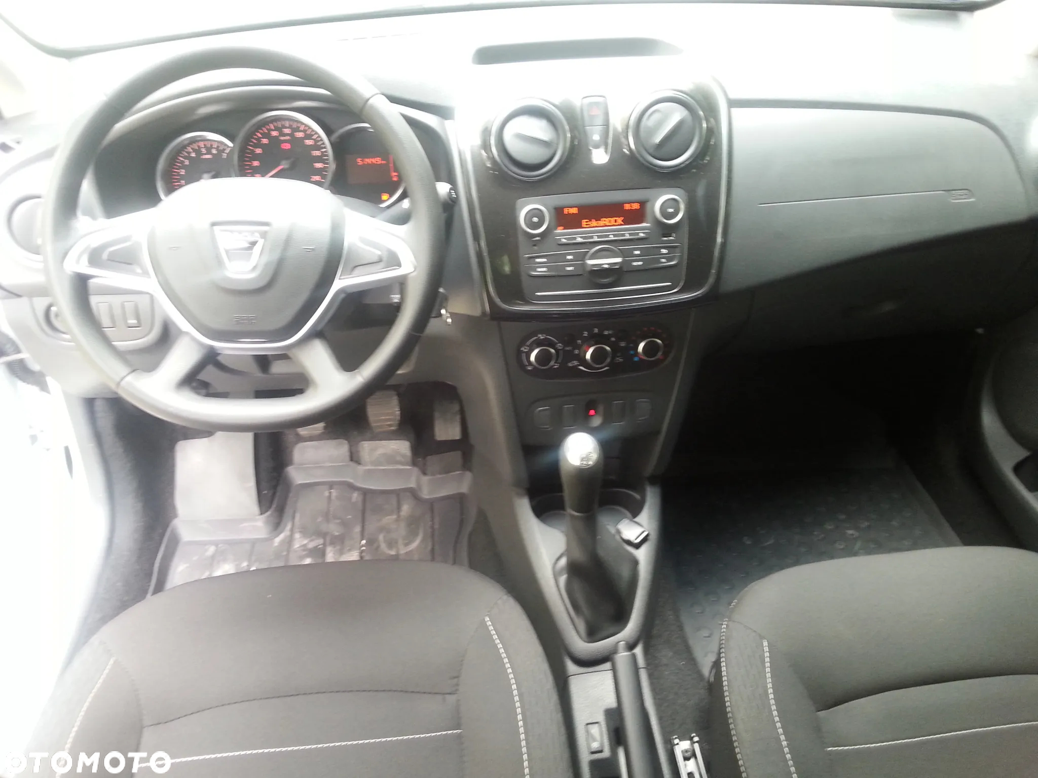 Dacia Sandero 1.0 TCe Laureate S&S - 19